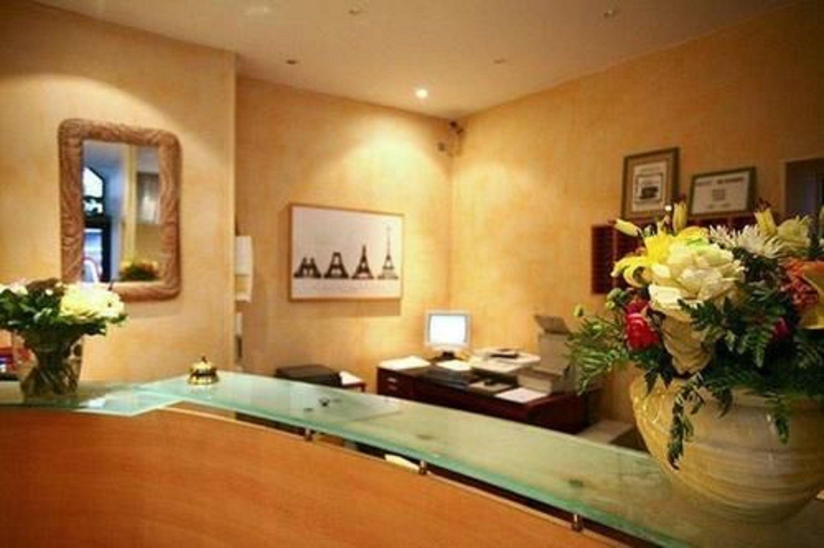 Hotel Kabanel By Happyculture 3*